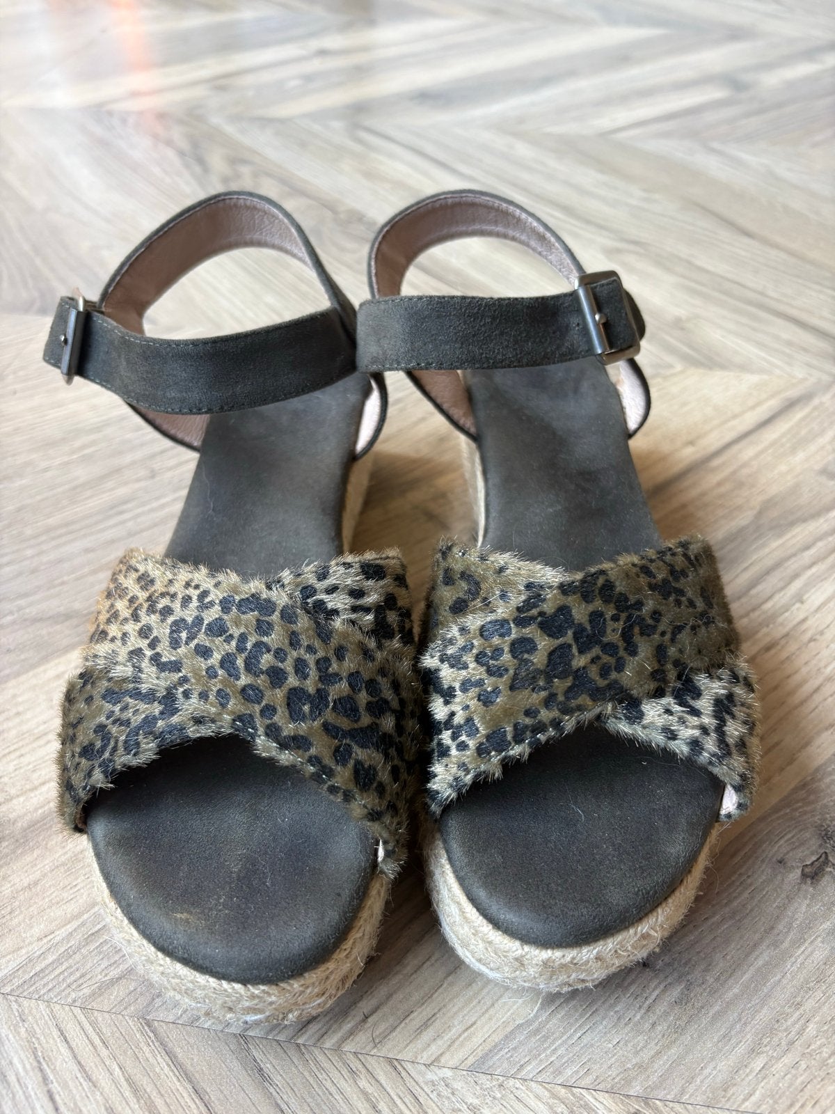 Sandalen met lage sleehak en luipaardprint, Gedragen, Groen, Sandalen of Muiltjes, Ophalen of Verzenden