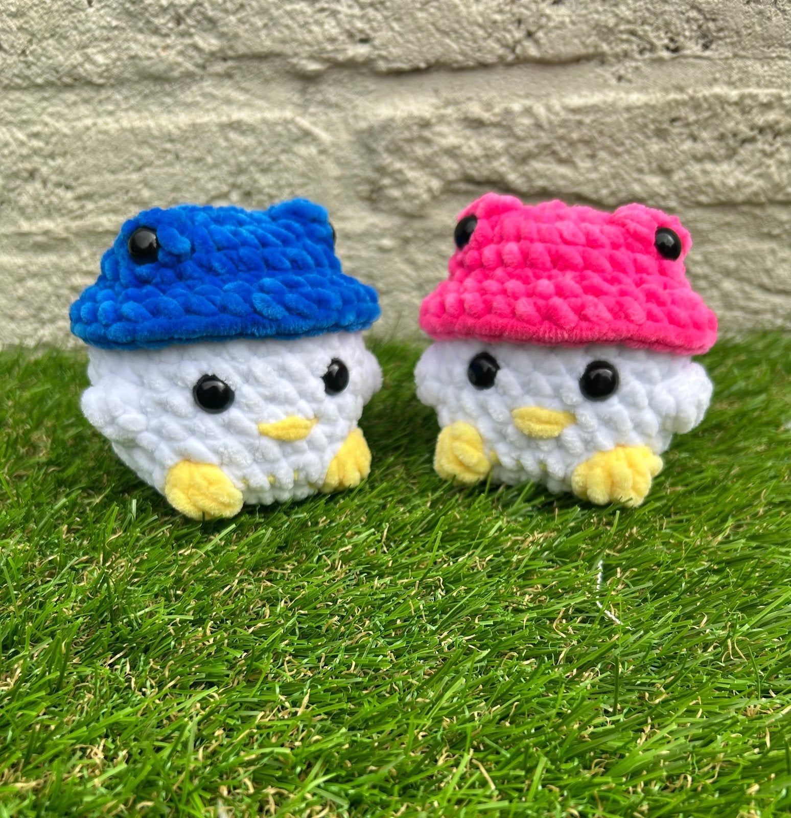 Gehaakte kuiken knuffels met kikkerhoedje- (set), Verzenden, Zo goed als nieuw, Haken, Overige typen