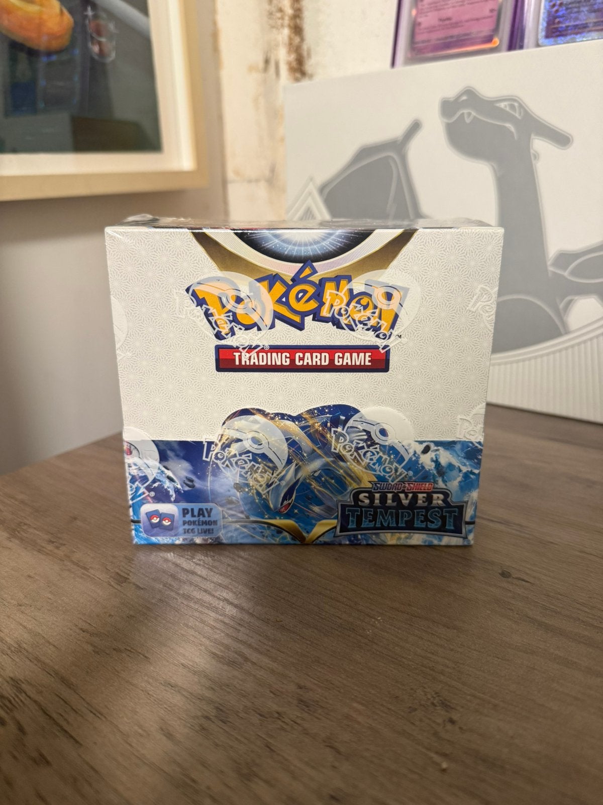 Silver tempest booster box, Ophalen of Verzenden, Zo goed als nieuw, Boosterbox