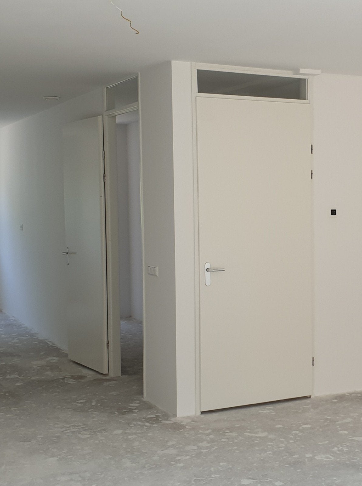 2x Swedex 231,5 x 93cm binnendeuren met kozijn en bovenlicht, Doe-het-zelf en Verbouw, Deuren en Horren, Ophalen, 80 tot 100 cm