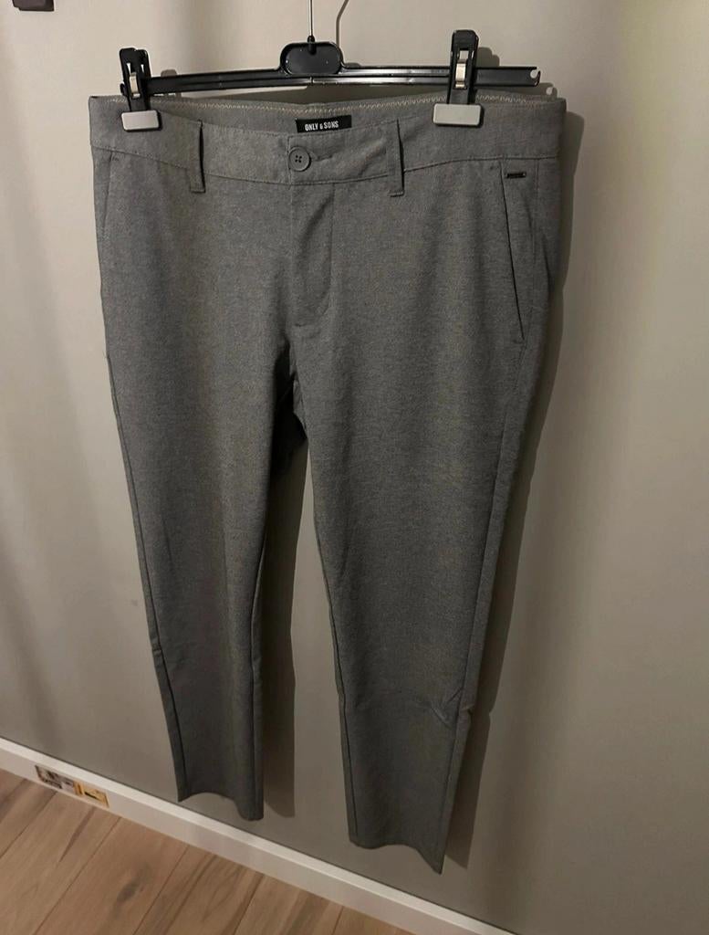 Only & Sons slim fit broek/pantalon maat 34/32 grijs, Kleding | Heren, Broeken en Pantalons, Maat 52/54 (L), Ophalen of Verzenden