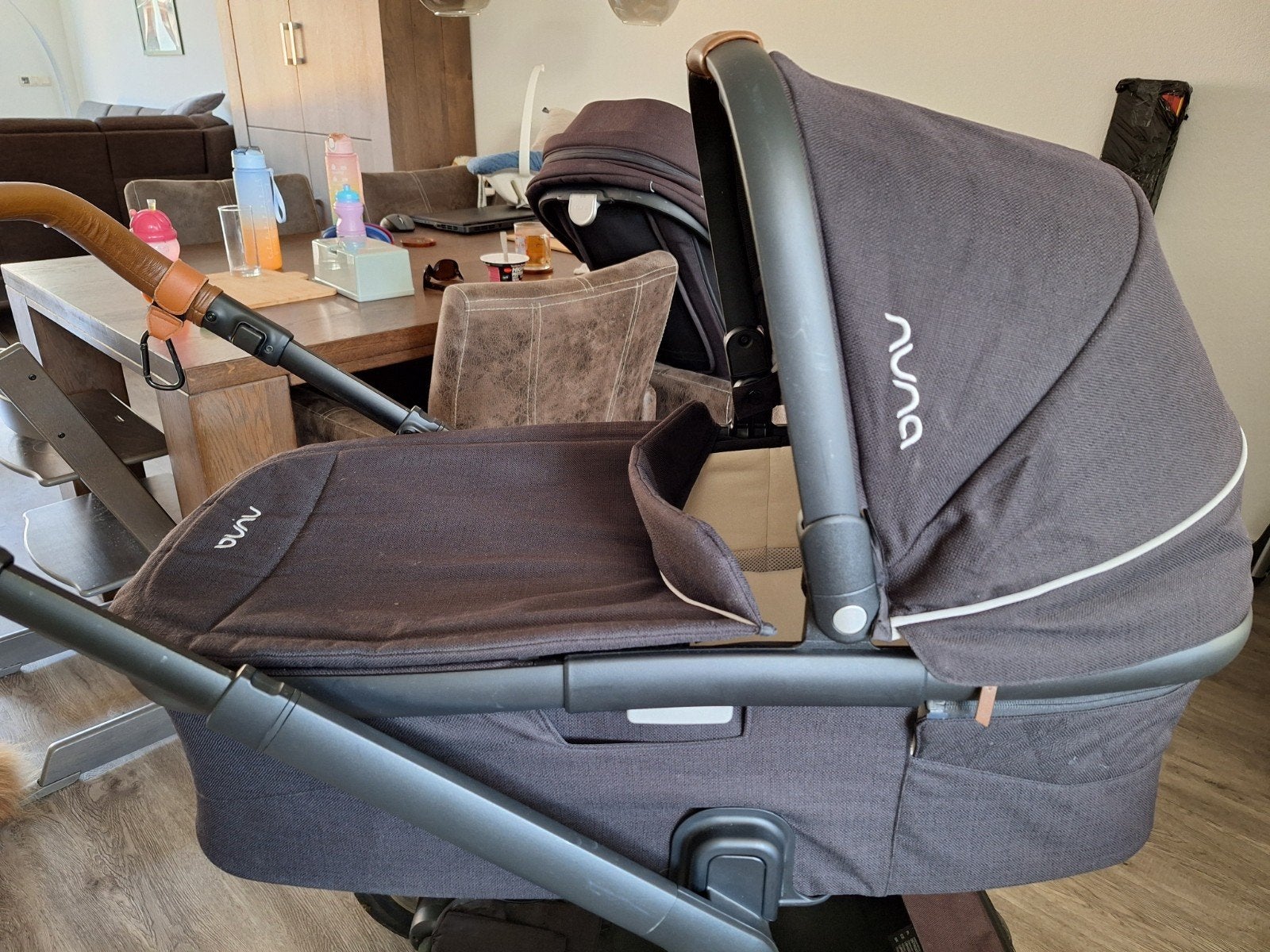 Nuna reiswieg voor de wandelwagen, Ophalen, Zo goed als nieuw, Overige merken