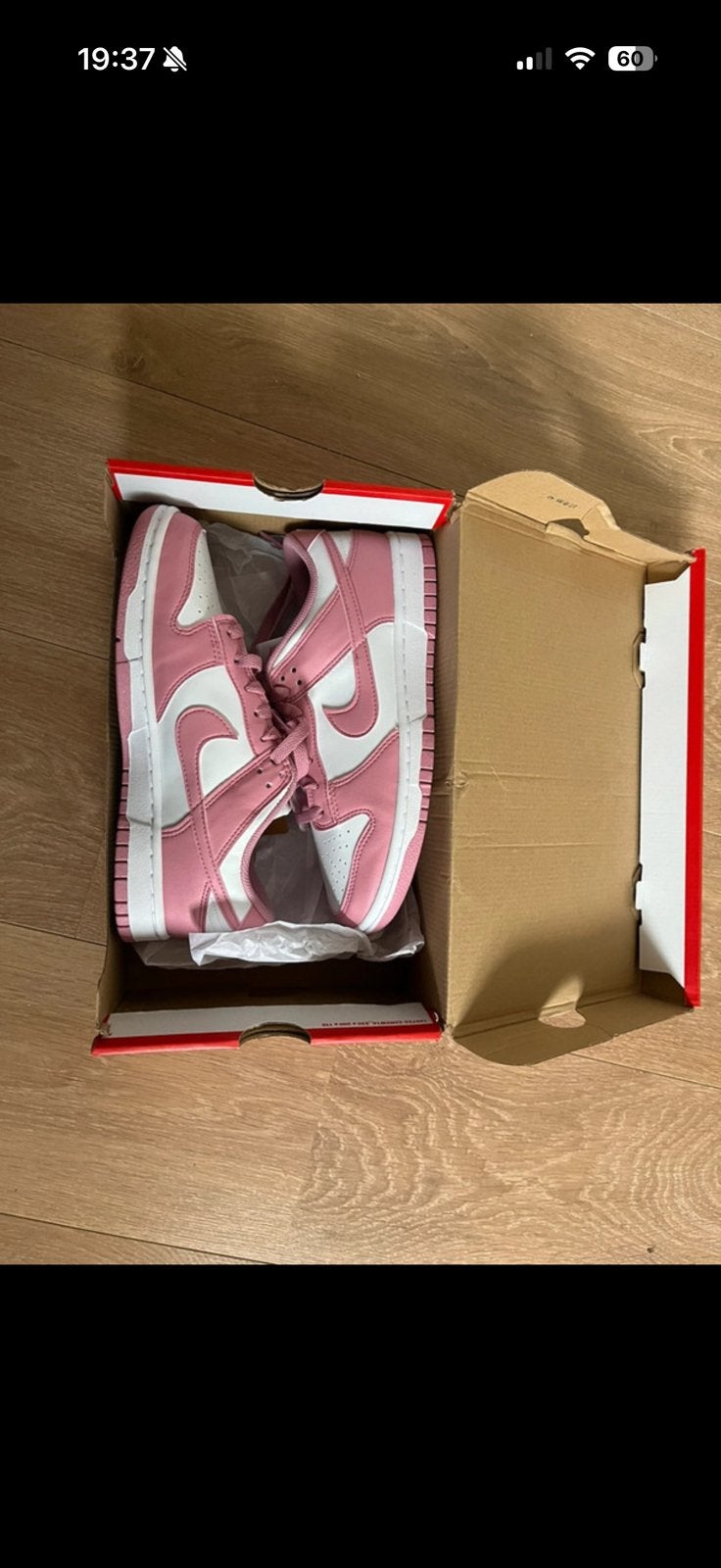Pink Nike Dunks, Nieuw, Ophalen of Verzenden, Sneakers of Gympen, Roze