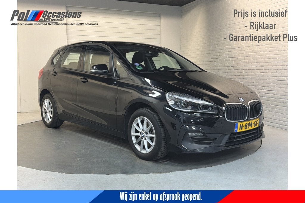 BMW 2 Serie Active Tourer 218i RIJKLAAR | NL Auto | 1e eigen, Zwart, Origineel Nederlands, 19 km/l, 3 cilinders