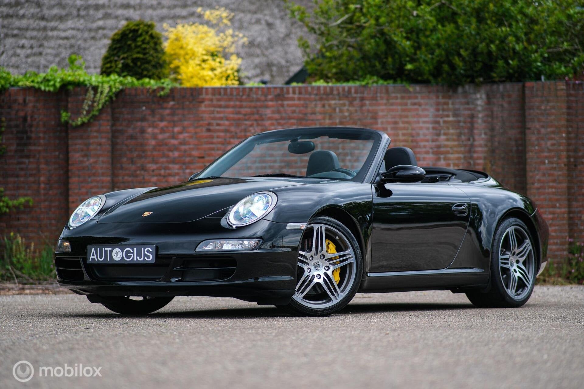 Porsche 911 Cabrio 3.8 Carrera S | Keramisch | Carbon Pack |, Auto's, Achterwielaandrijving, Gebruikt, Zwart, 4 stoelen