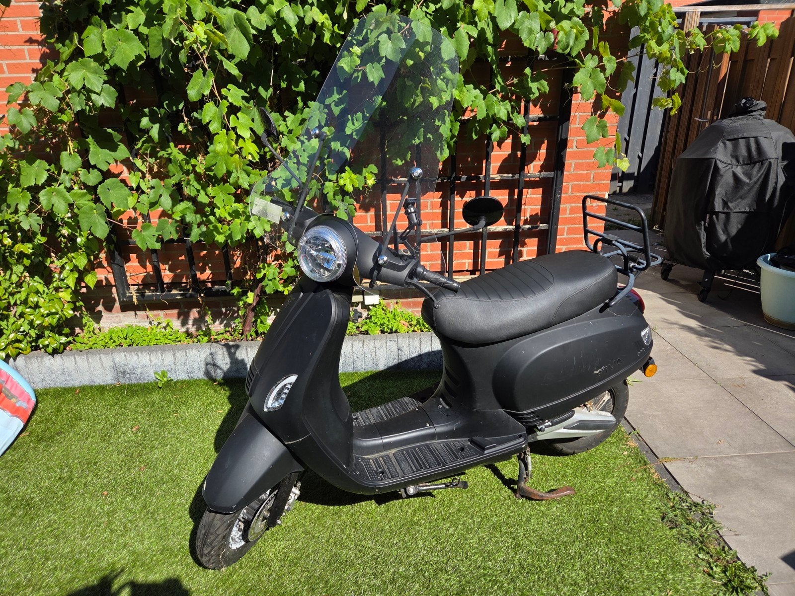IVA Lux Electric snorscooter 2022 - Slechts 2500km!, Ophalen, Gebruikt, Elektrisch, Overige merken