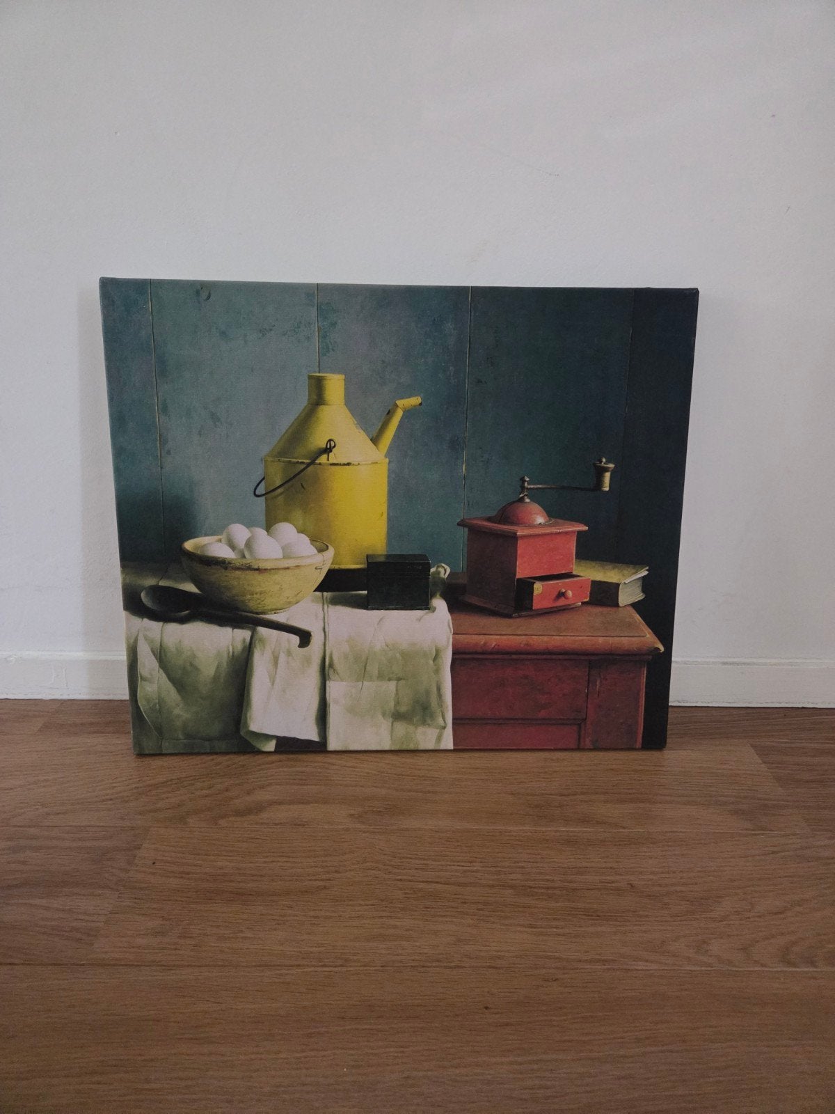 Canvas "Stilleven met eieren en koffiemolen" Henk Helmantel, 50 – 75, Ophalen of Verzenden, Zo goed als nieuw, Schilderij