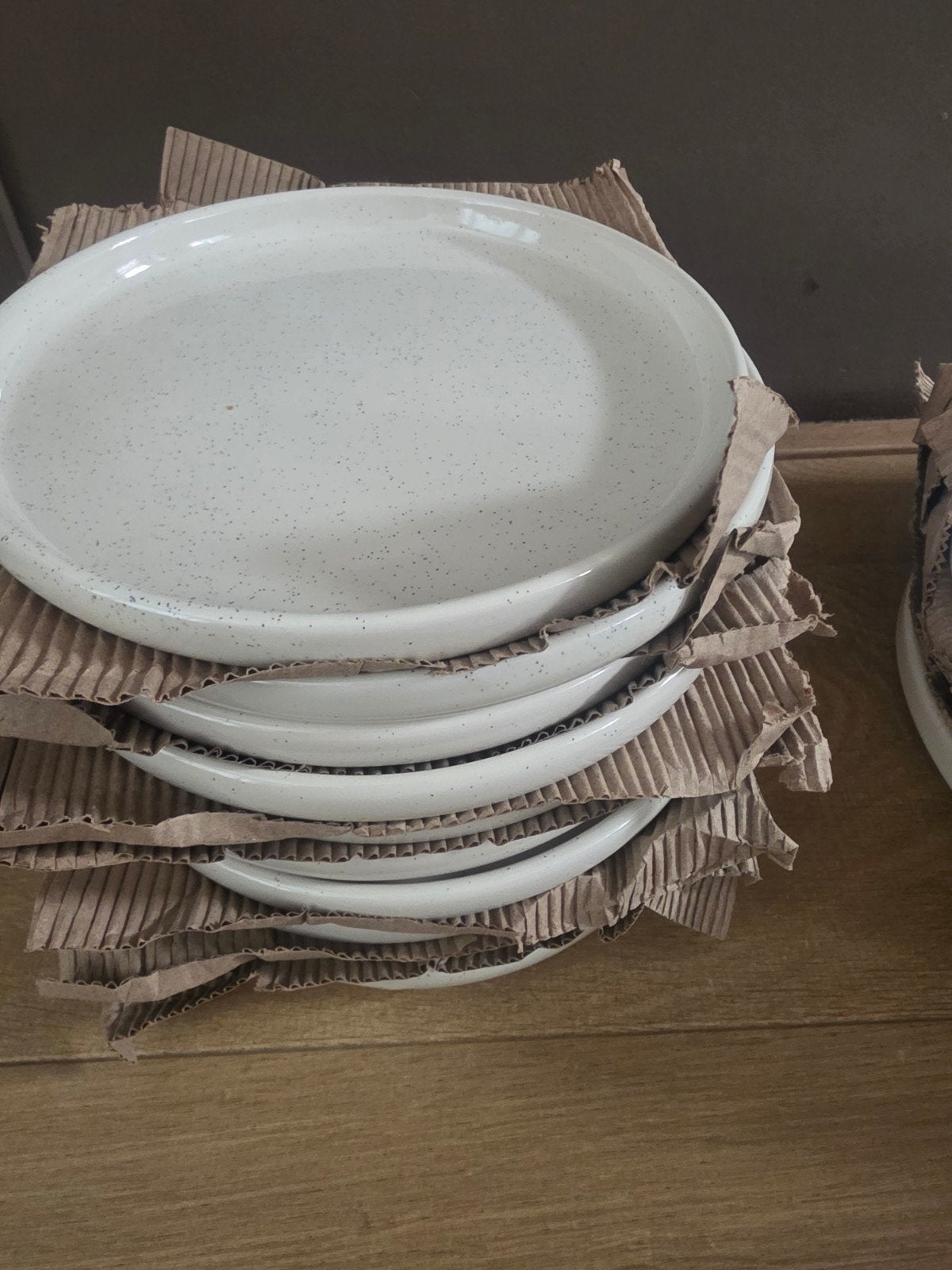 set beige klassieke servies, Ophalen, Nieuw, Overige stijlen, Bord(en)