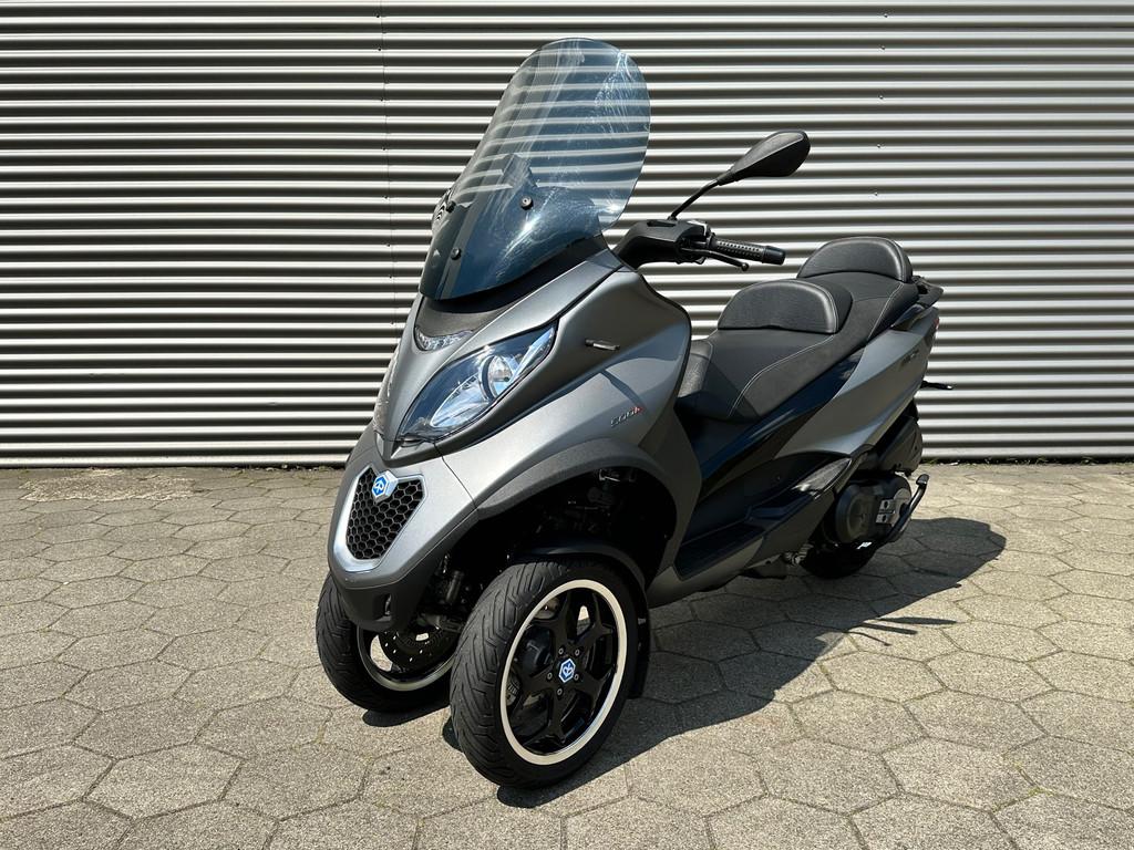 Piaggio Scooter 500 LT MP3 Sport B RIJBEWIJS ABS LEOVINCI AL, Scooter, Cwsautos@outlook.com, Groenewoud 19c
5151 RM  Drunen, NL