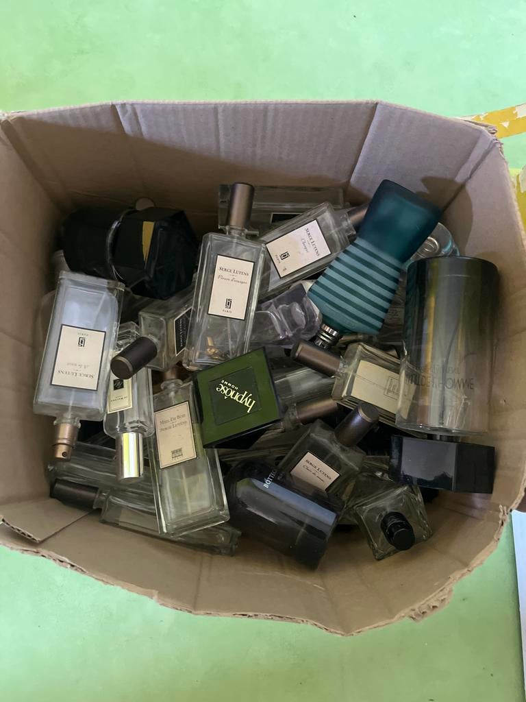 Lege parfumflesjes, Ophalen, Gebruikt