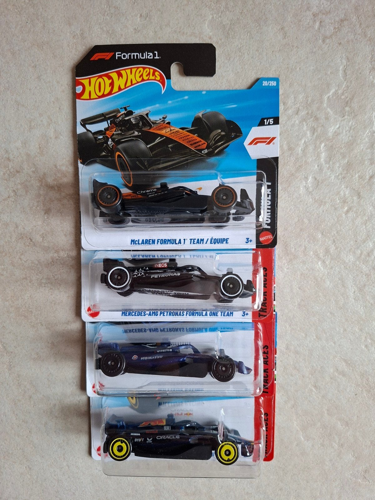 Hot Wheels Formule 1 Set - McLaren, Mercedes, Red Bull, Kinderen en Baby's, Speelgoed | Speelgoedvoertuigen, Ophalen of Verzenden