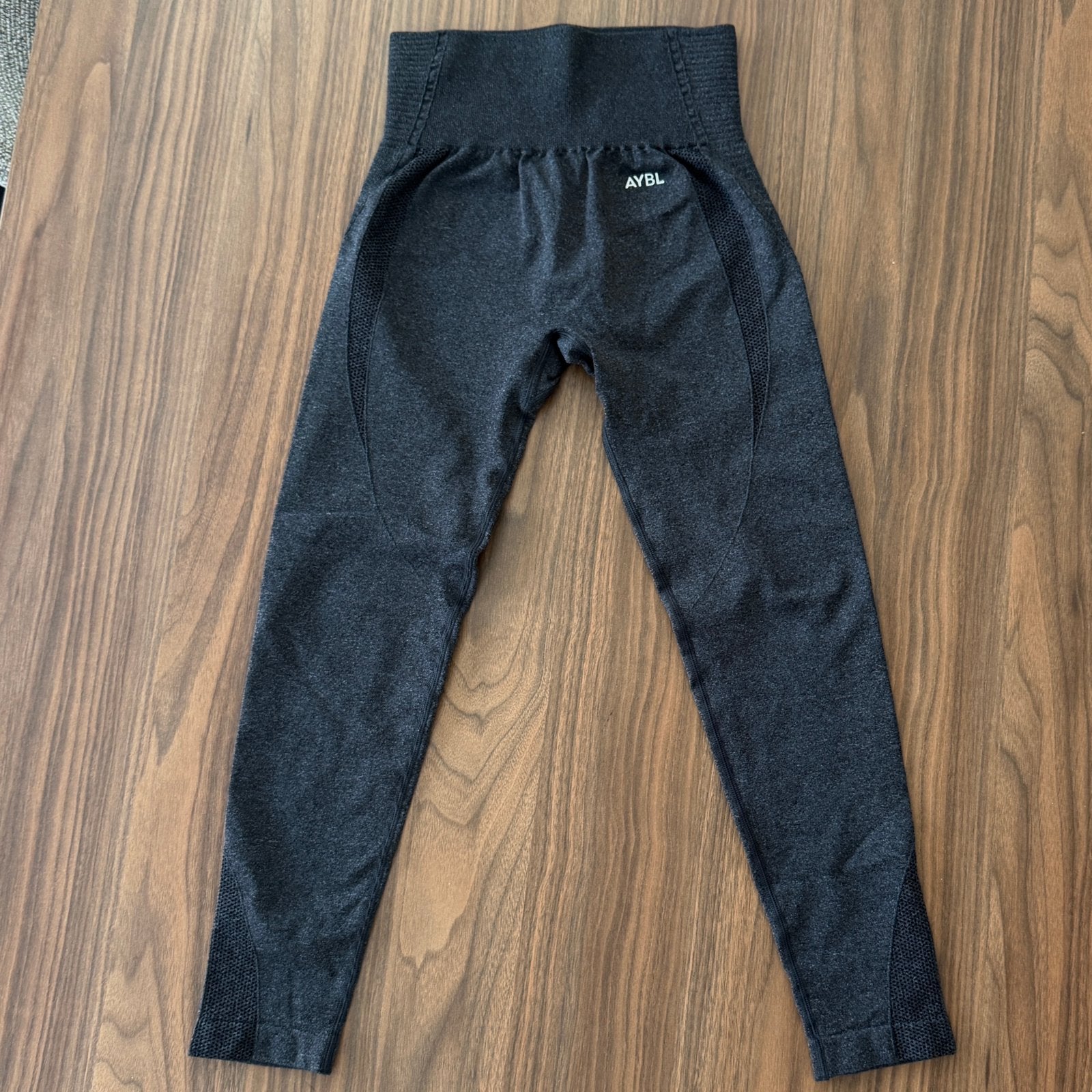 AYBL sportlegging, Legging, Maat 36/38 (S), Ophalen of Verzenden, Zo goed als nieuw
