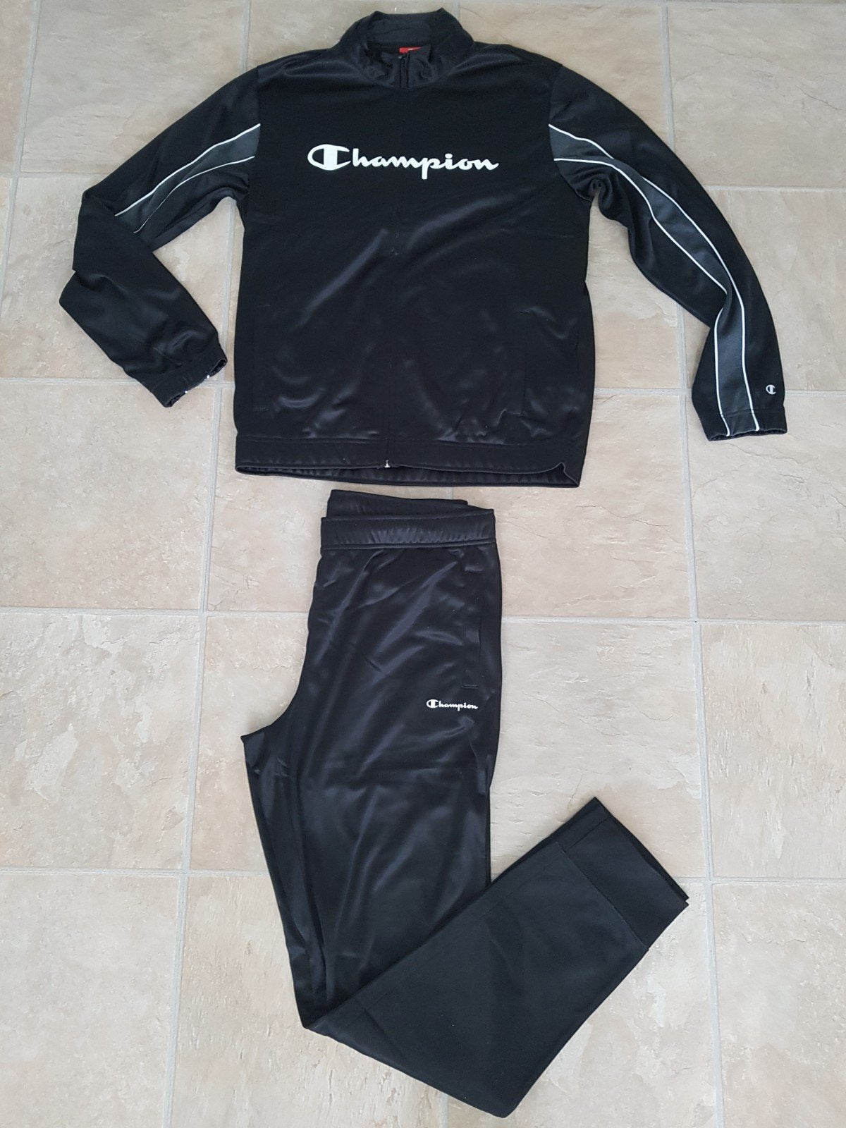 Champion trainingspak - Maat L, Maat 52/54 (L), Zwart, Champion, Nieuw
