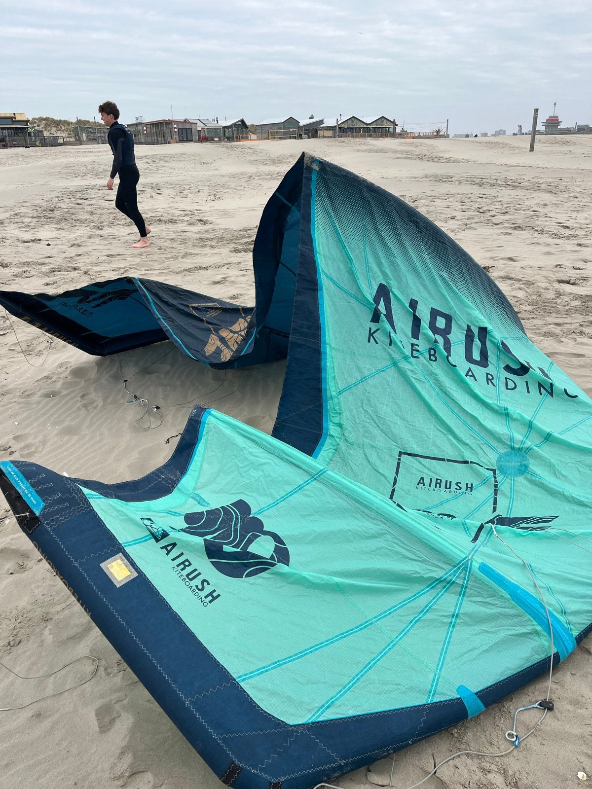 Airush Wave Kitesurf Kite 10m², Watersport en Boten, Kitesurfen, Gebruikt, 10 m², Geen board, Ophalen of Verzenden