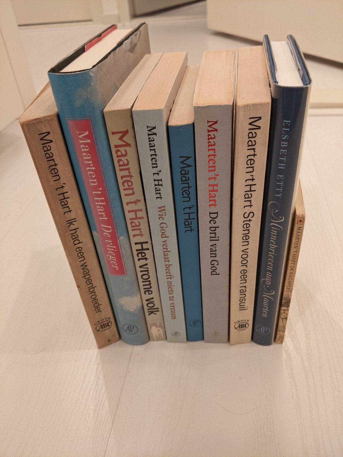 9,5 boeken van Maartent Hart, 1e dr. zie foto's 12,50 euro, Ophalen of Verzenden, Gelezen