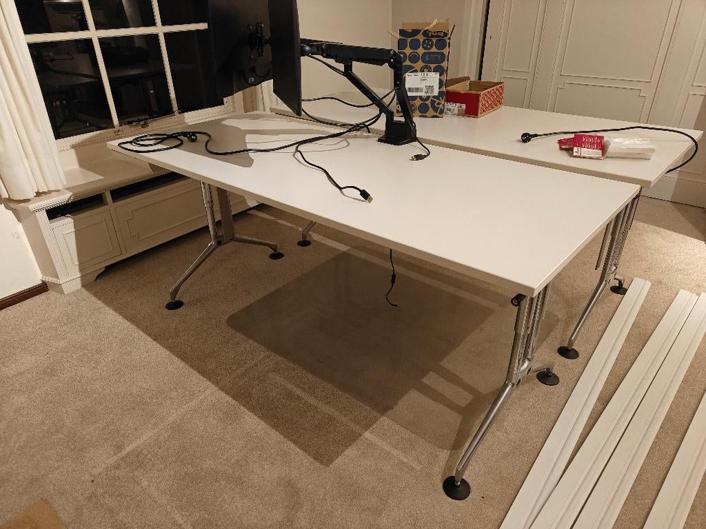 Vitra Ad Hoc Bureau - 180x80 cm, Huis en Inrichting, Bureaus, In hoogte verstelbaar, Ophalen of Verzenden, Zo goed als nieuw, Computerbureau