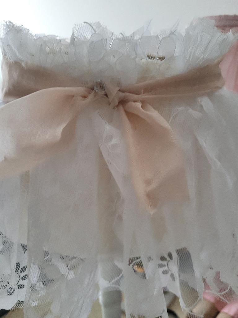 Vintage tafellampje met kanten rokje/kapje, Ophalen of Verzenden