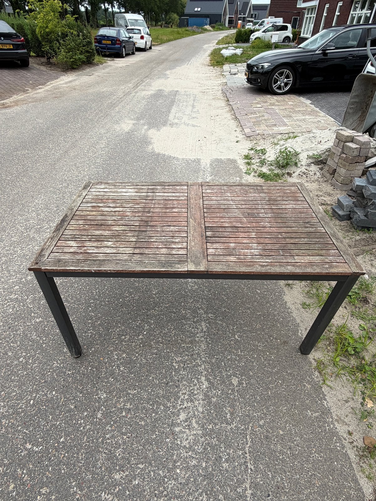 GRATIS TUINTAFEL, Ophalen, Gebruikt, Rechthoekig, Hout
