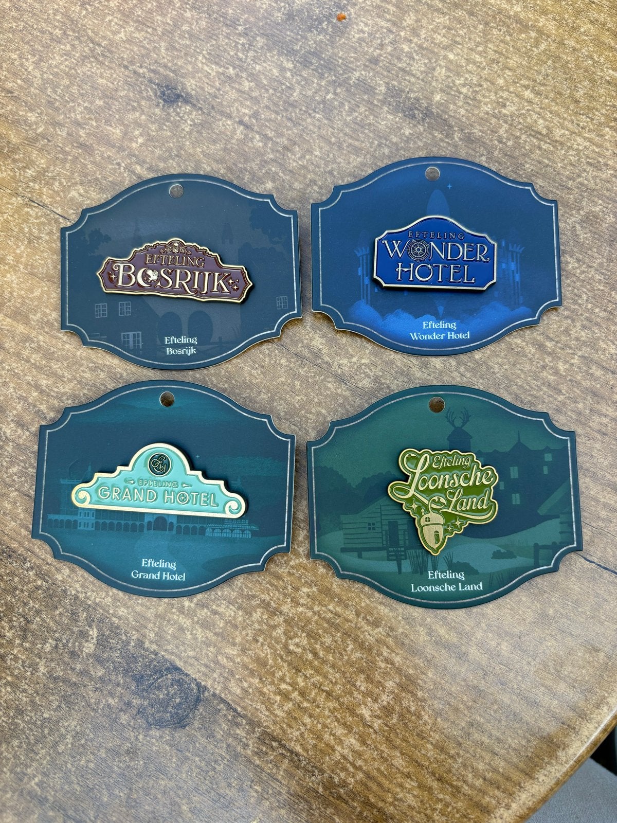 Efteling Pins Set - Bosrijk, Wonder Hotel, Grand Hotel & Loo, Ophalen of Verzenden, Nieuw