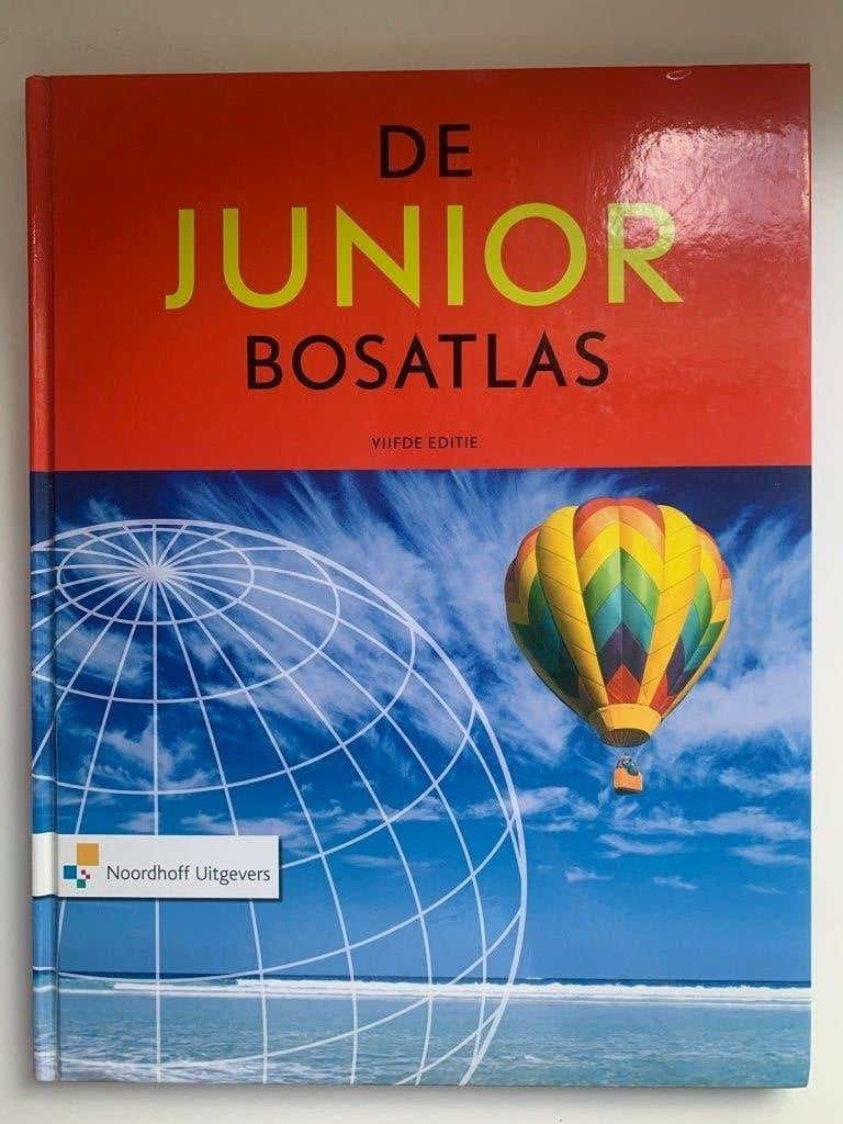 Junior Bosatlas vijfde editie, Boeken, Atlassen en Landkaarten, Bosatlas, 2000 tot heden, Ophalen of Verzenden, Zo goed als nieuw