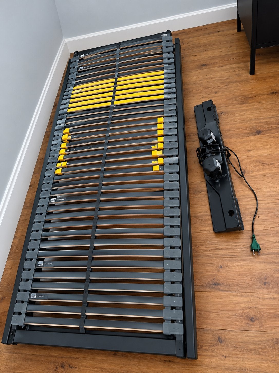 Elektrische lattenbodem Bossflex 600, Ophalen, 90 cm, Eenpersoons, Zwart