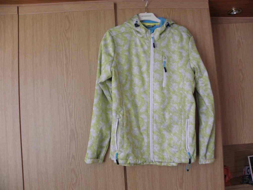 Groene outdoor zomer jas met capuchon CRIVIT mt L nieuwstaat, Maat 38/40 (M), Ophalen of Verzenden, Groen, Crivit