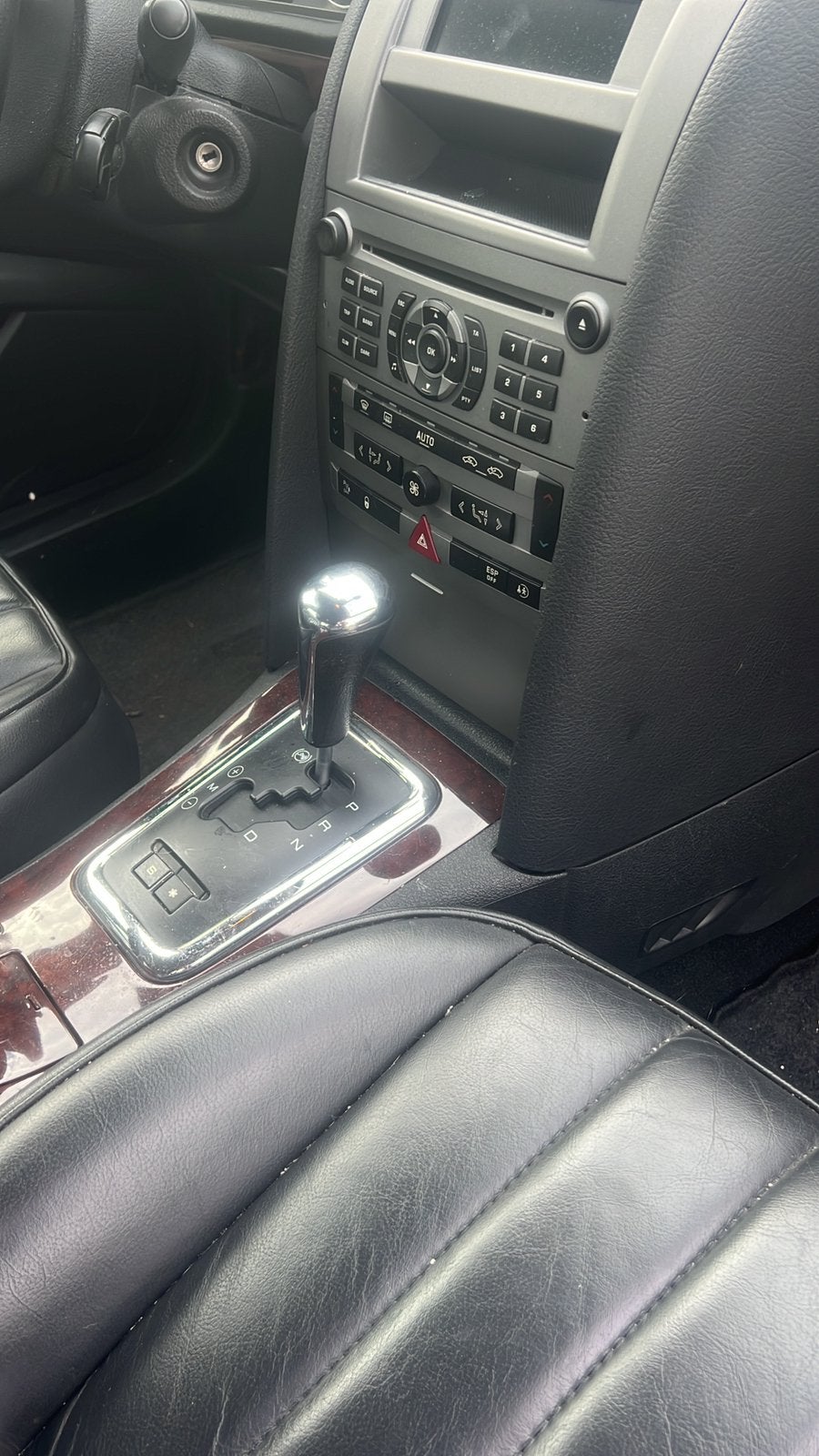 Peugeot 407 2.2 16V XS AUT 2005 Grijs, 2230 cc, 4 cilinders, 157 pk, Particulier