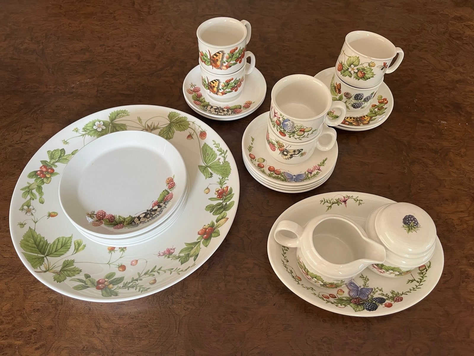 Vintage Servies Set - Marjolein Bastin Aardbeien en Vlinders, Gebruikt, Overige merken, Keramiek, Vintage