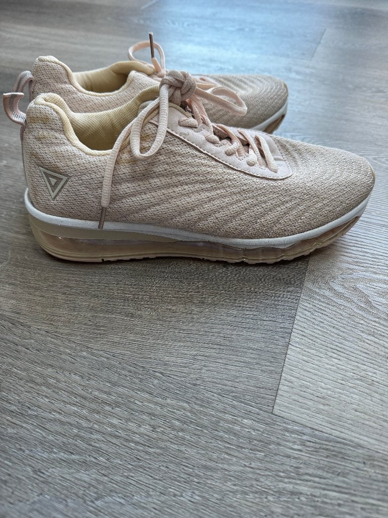 OSAGA sport schoenen beige / licht roze maat 39 netjes S3, Ophalen of Verzenden, Osaga, Gedragen, Sportschoenen