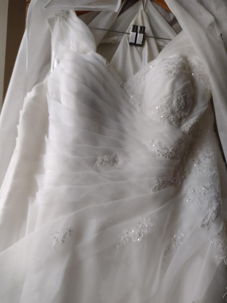 Trouwjapon, Kleding | Dames, Trouwkleding en Trouwaccessoires, Ophalen of Verzenden, Zo goed als nieuw, Accessoires