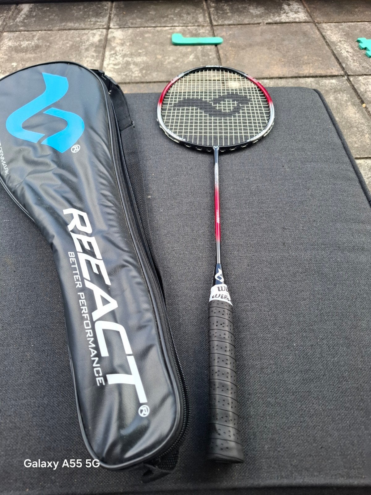 Reeact Liquid 1000 Badminton Racket met Hoes, Reeact, Onbekend, Ophalen of Verzenden, Zo goed als nieuw