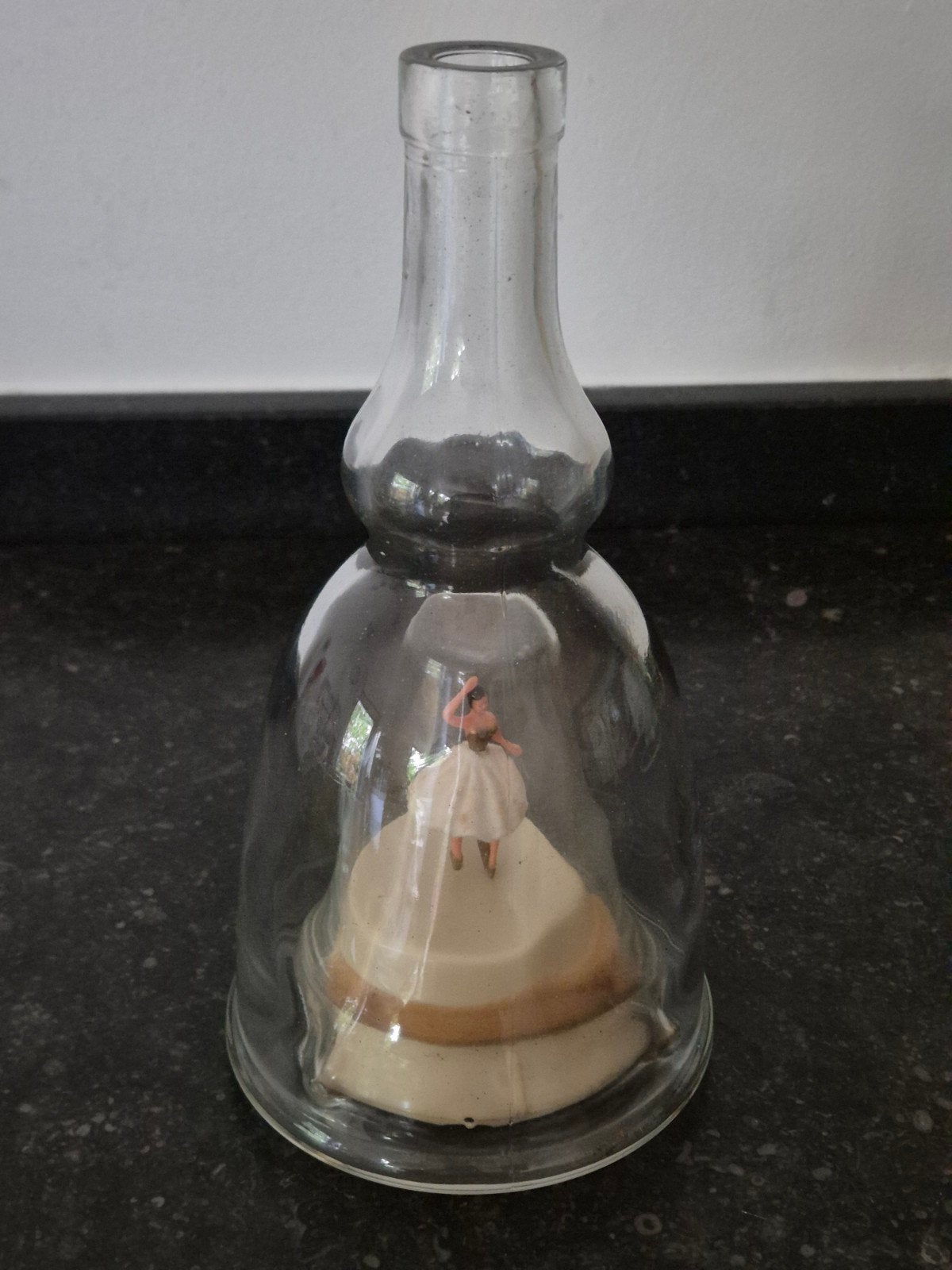 Vintage Bols fles met op muziek dansende ballerina, Ophalen of Verzenden