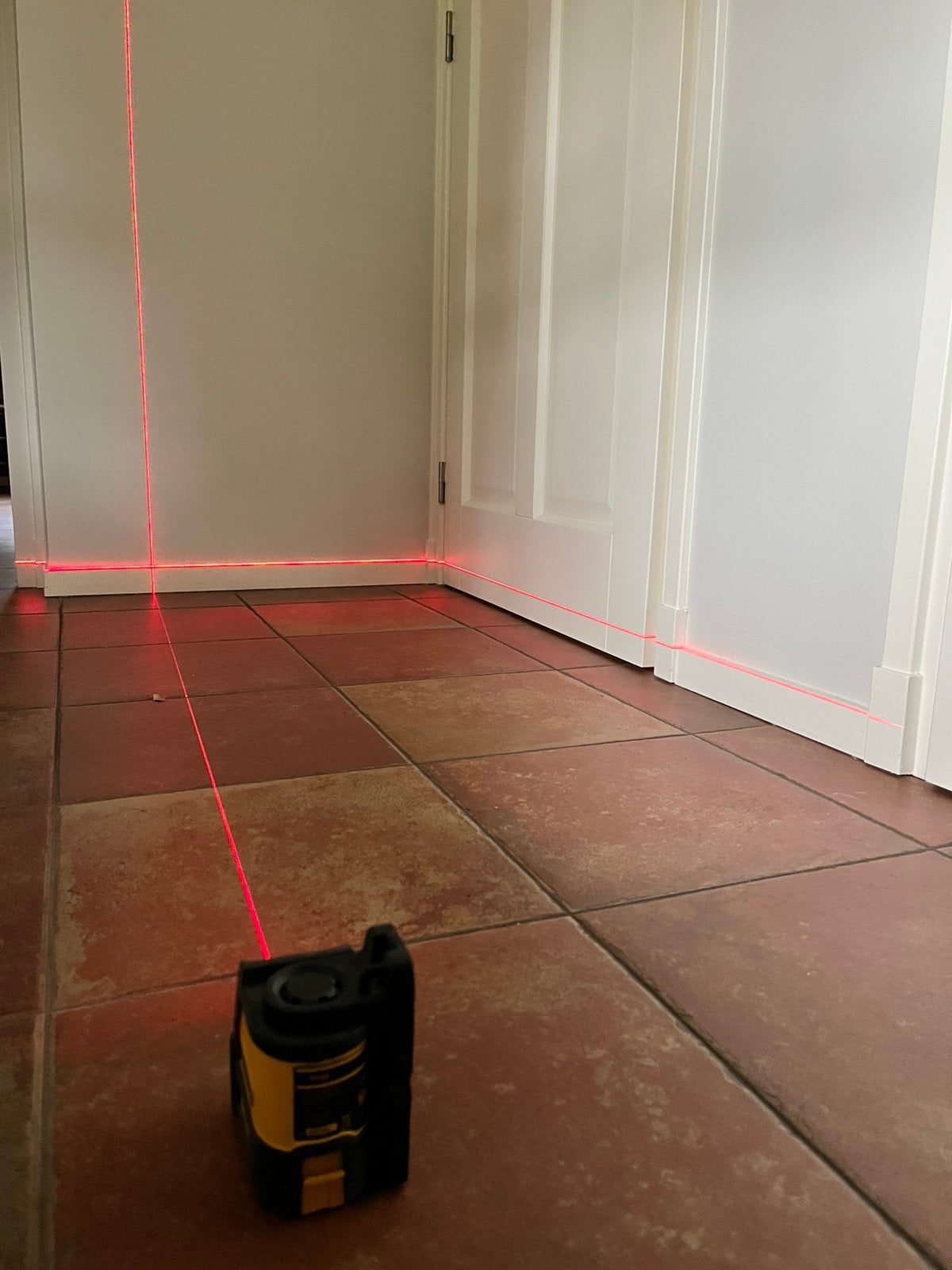 Foto 3 van DeWalt kruislijnlaser in nieuwstaat