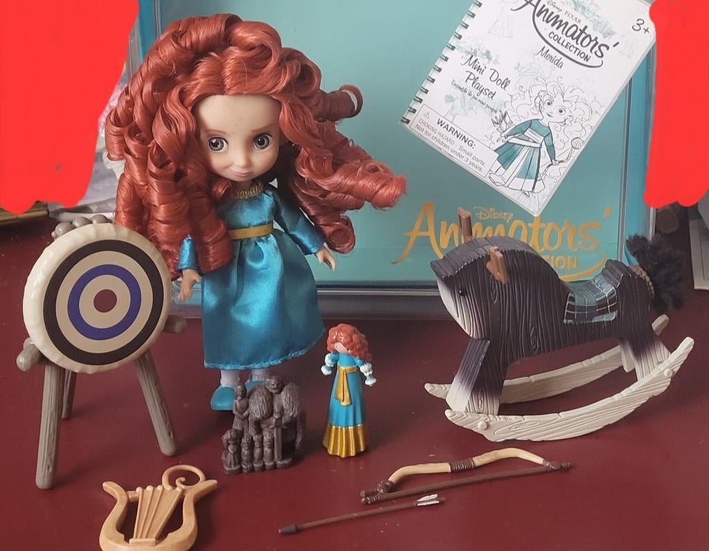 Merida Brave Disney Animators' Collection pop + koffer, Verzamelen, Poppetjes en Figuurtjes, Zo goed als nieuw, Verzenden