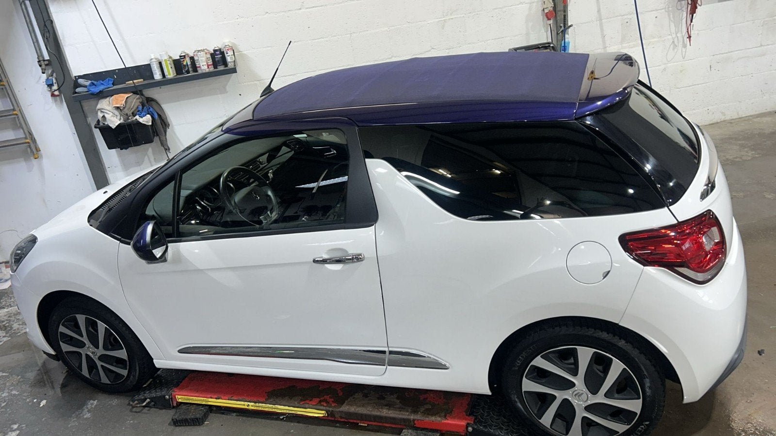 Citroën DS3 1.2 VTI Cabrio 2014 Wit, Auto's, Citroën, Particulier, DS3, Airbags, Centrale vergrendeling, Climate control, Cruise Control