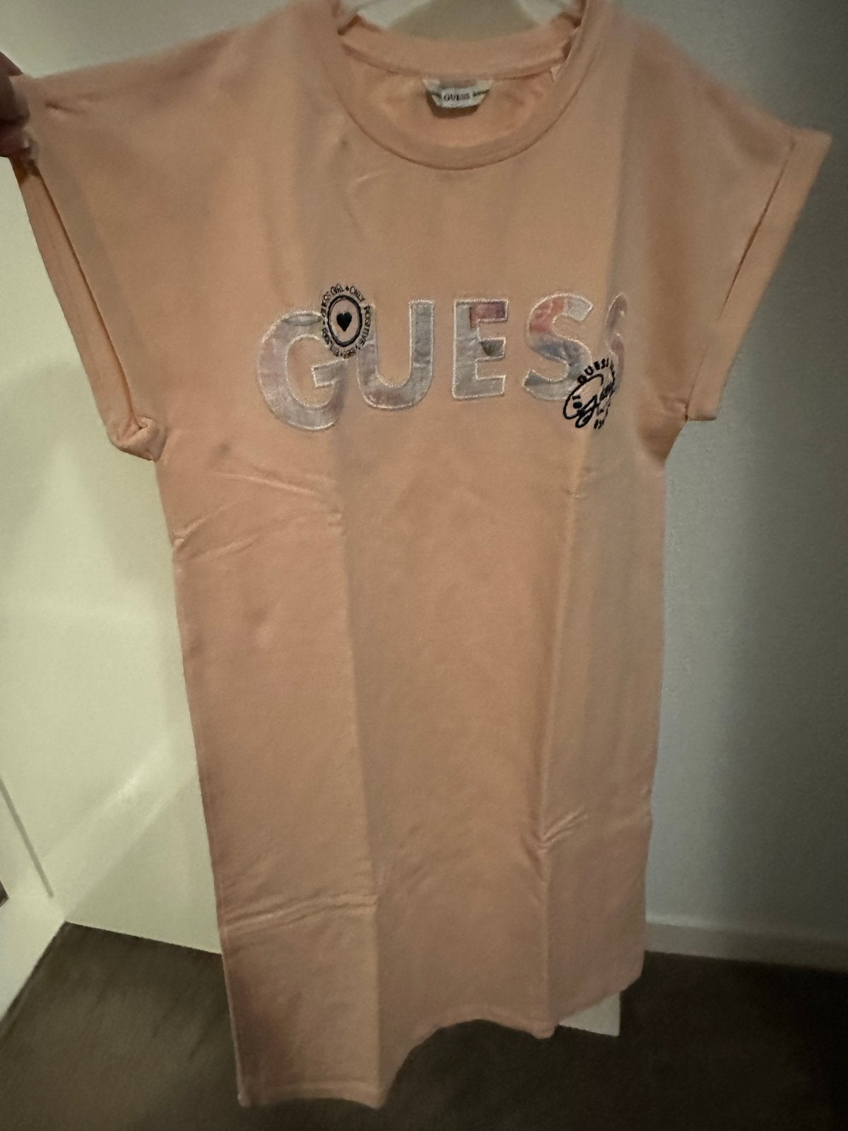 Guess T-shirt jurk zalm maat 12, Nieuw, Ophalen of Verzenden, Roze, Maat 34 (XS) of kleiner