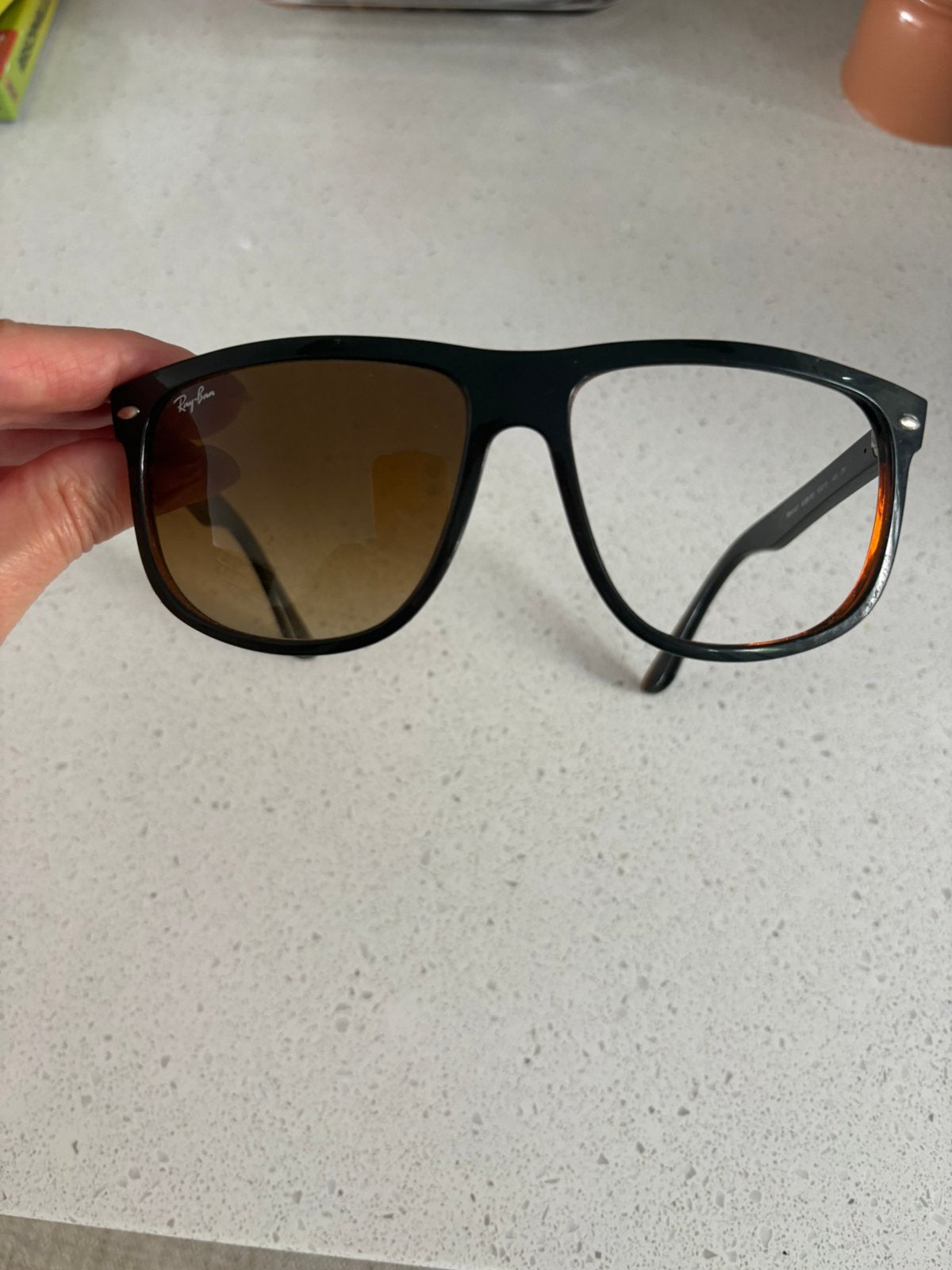 Rayban zonnebil - alleen montuur RB4147 609585 boyfriend, Sieraden, Tassen en Uiterlijk, Gebruikt, Zonnebril, Bruin, Ophalen of Verzenden