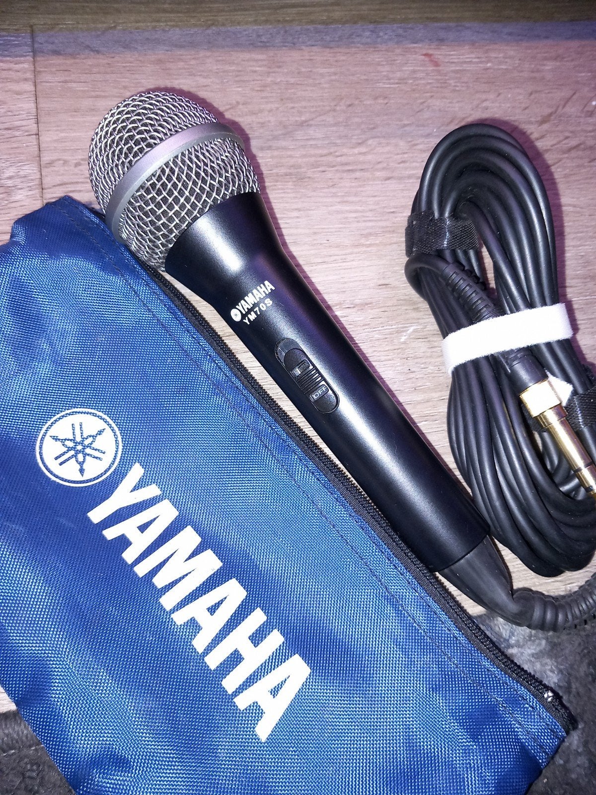 Yamaha YM70S Zangmicrofoon met kabel en hoes, Muziek en Instrumenten, Microfoons, Ophalen, Zo goed als nieuw, Zangmicrofoon