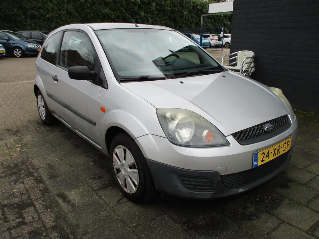 Ford Fiesta 1.3-8V Cool & Sound APK 9-2026!, Auto's, Ford, Bedrijf, Te koop, Fiësta, ABS, Airbags, Airconditioning, Centrale vergrendeling