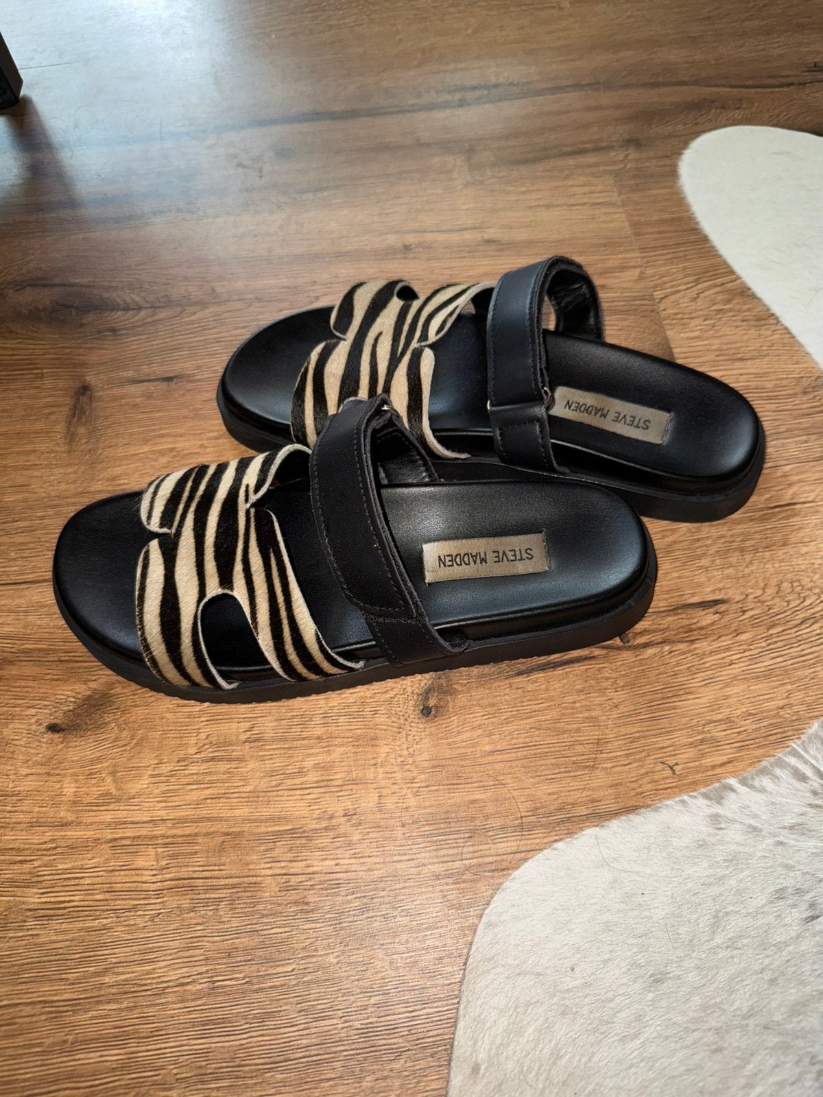 Steve madden slipper, Slippers, Verzenden, Zwart, Zo goed als nieuw