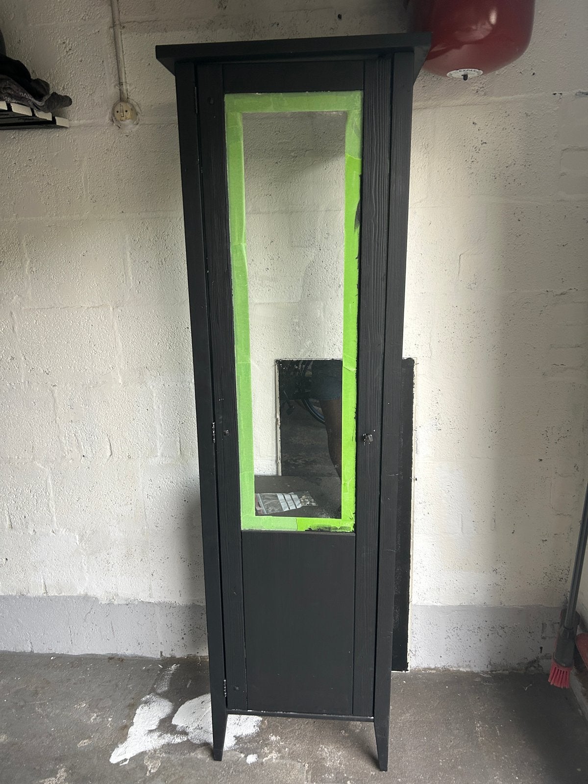 Vitrinekast opknapper - Zwart met glas, Huis en Inrichting, Ophalen, Gebruikt, 50 tot 100 cm, 150 tot 200 cm