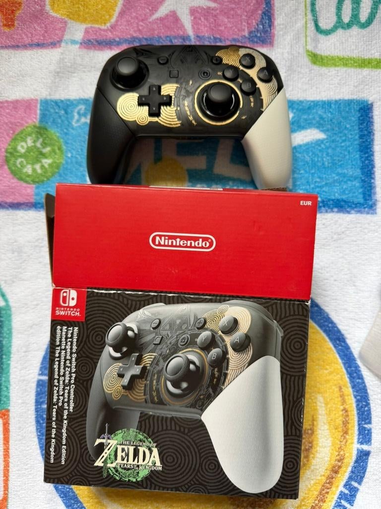 Nintendo Switch Pro Controller - Zelda: Tears of the Kingdom, Overige controllers, Nieuw, Ophalen of Verzenden, Draadloos