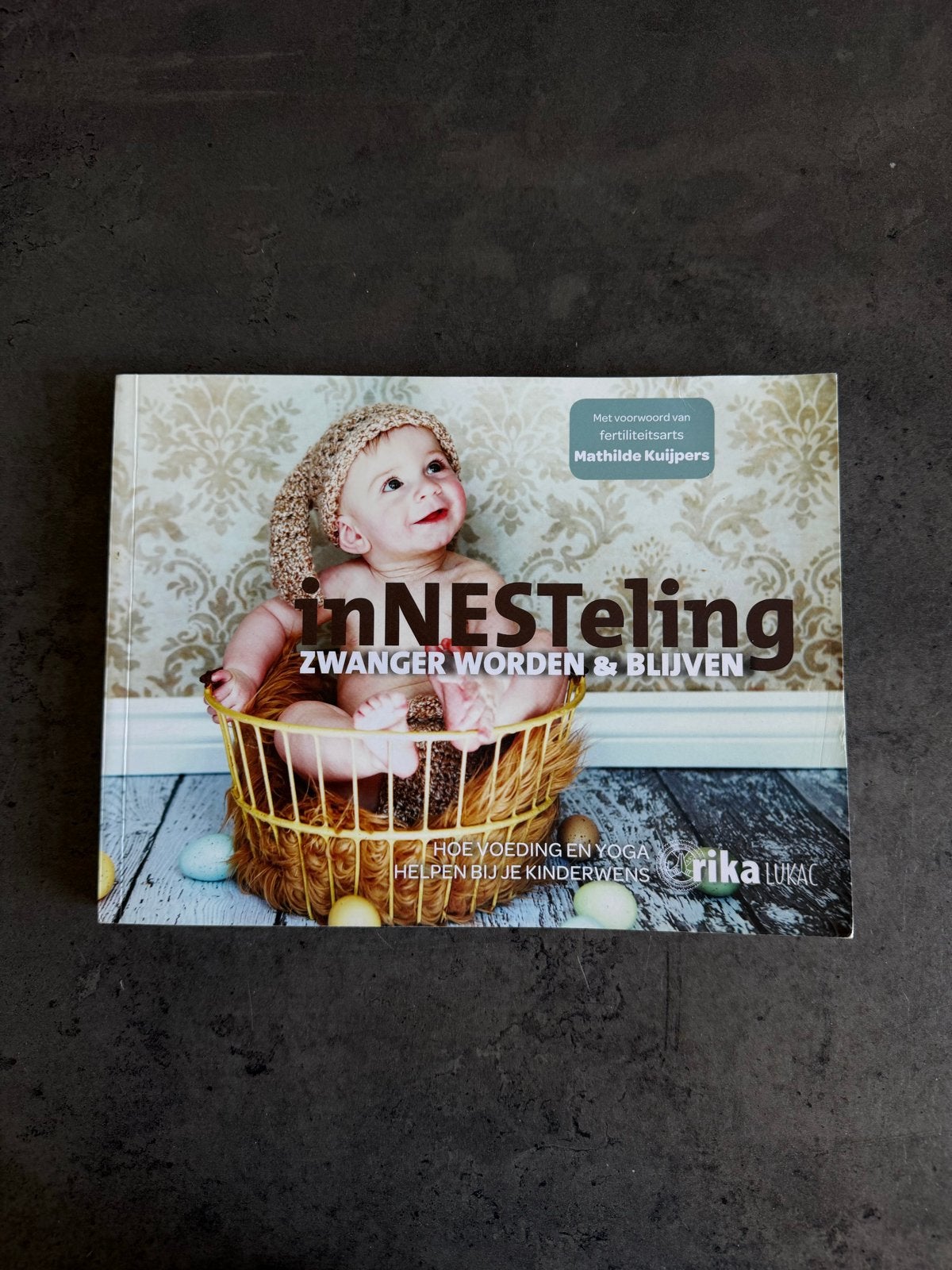 Innesteling: Zwanger worden & blijven - Erika Lukac, Ophalen of Verzenden, Gelezen, Zwangerschap en Bevalling