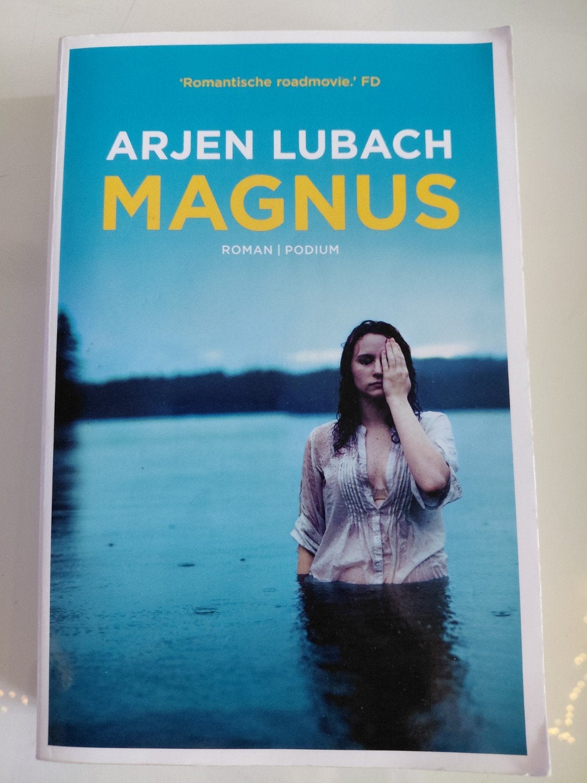 Arjen Lubach - Magnus, Ophalen of Verzenden, Zo goed als nieuw, Arjen Lubach, Nederland