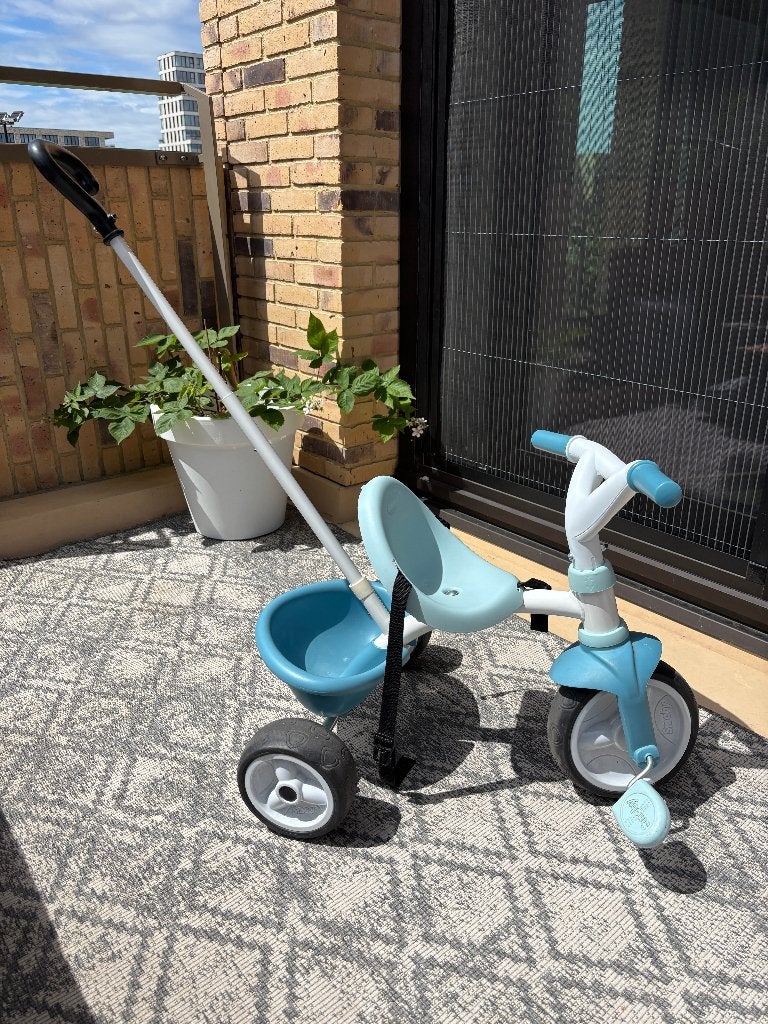Driewieler Smoby kind, Kinderen en Baby's, Speelgoed | Buiten | Voertuigen en Loopfietsen, Ophalen, Gebruikt, Loopfiets