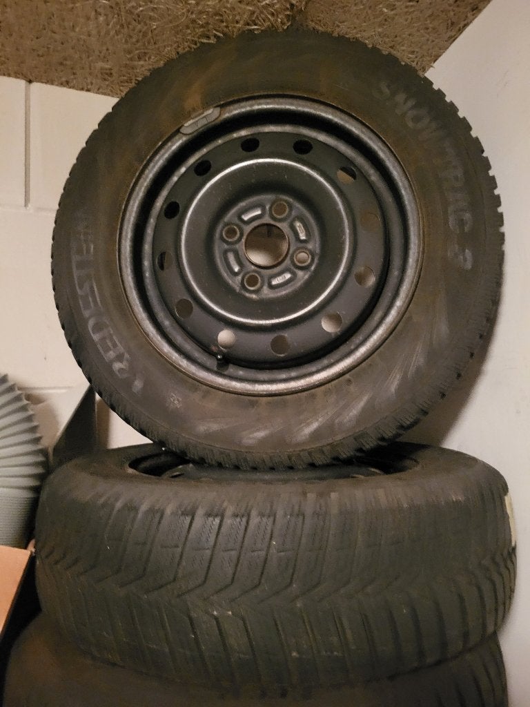 BANDEN VELGEN  TOYOTA YARIS  M&S  165/70/14, 14 inch, Ophalen of Verzenden, Band(en), 165 mm
