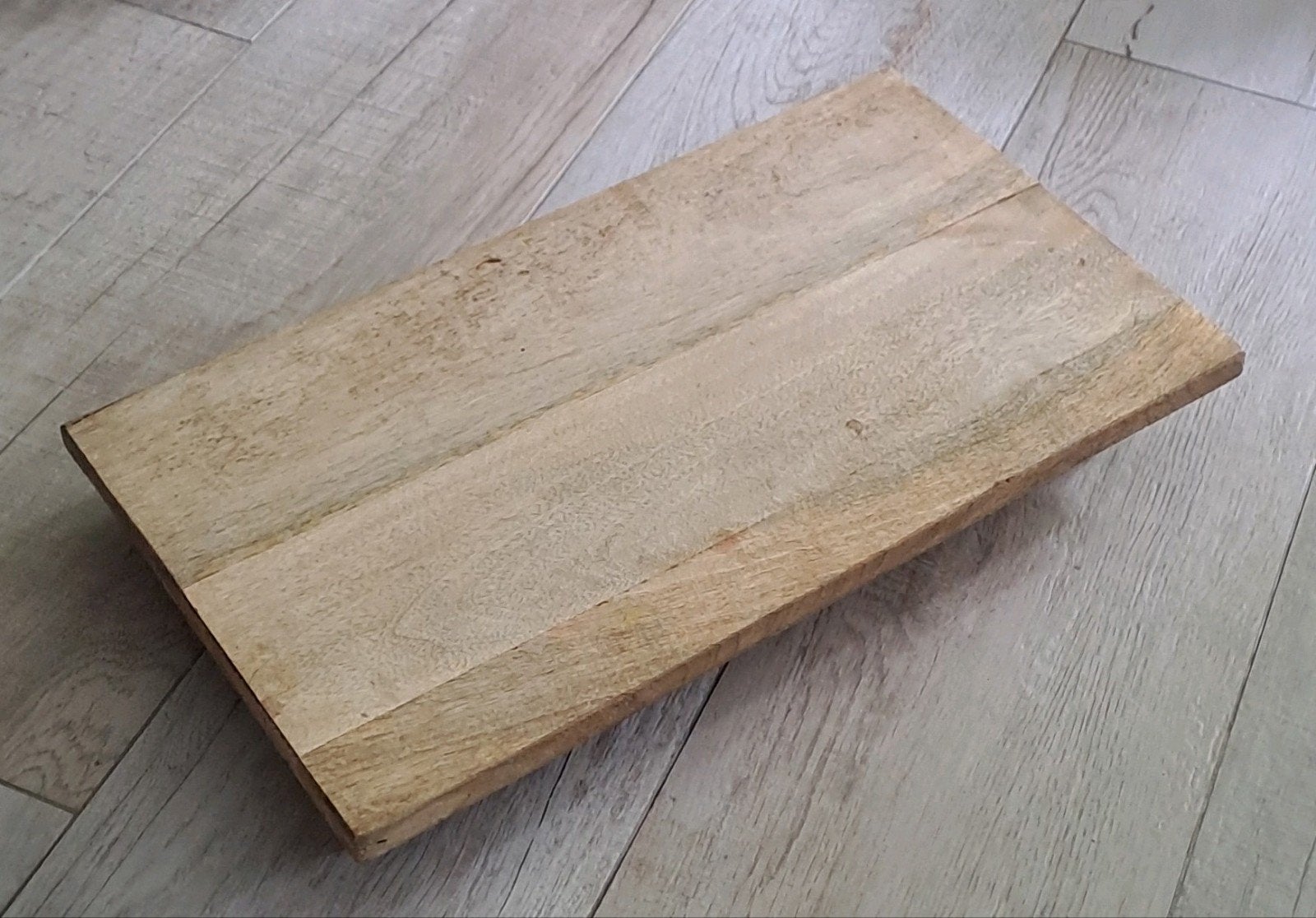 Mooie Houten Snijpank /Borrelplank op pootjes/ Decoratie, Ophalen of Verzenden, Nieuw