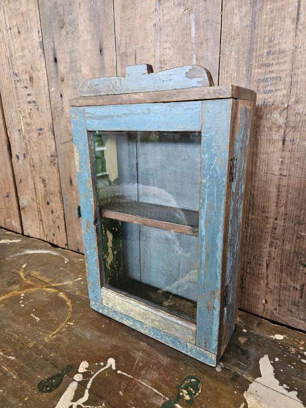 oud vitrinekastje ``WOONWINKEL RUSTIEK``, Huis en Inrichting, Kasten | Vitrinekasten, Minder dan 100 cm, 25 tot 50 cm, Overige houtsoorten