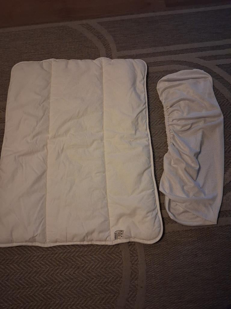 Dekbedje en airosleep hoeslakentje, Ophalen, Wit, Jongetje of Meisje