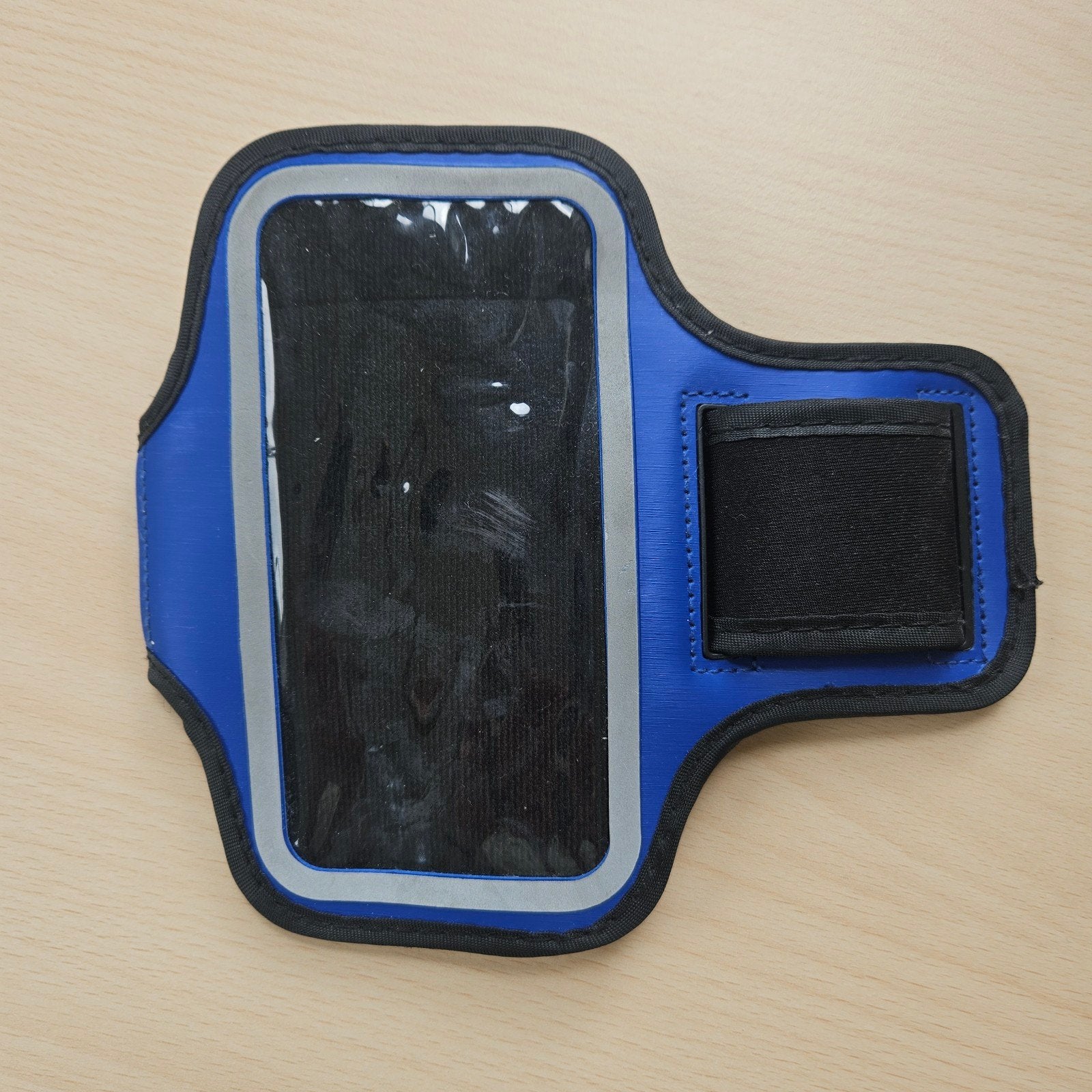 Gratis Blauwe sportarmband voor telefoon - Universeel, Ophalen, Gebruikt, Bescherming, Universeel